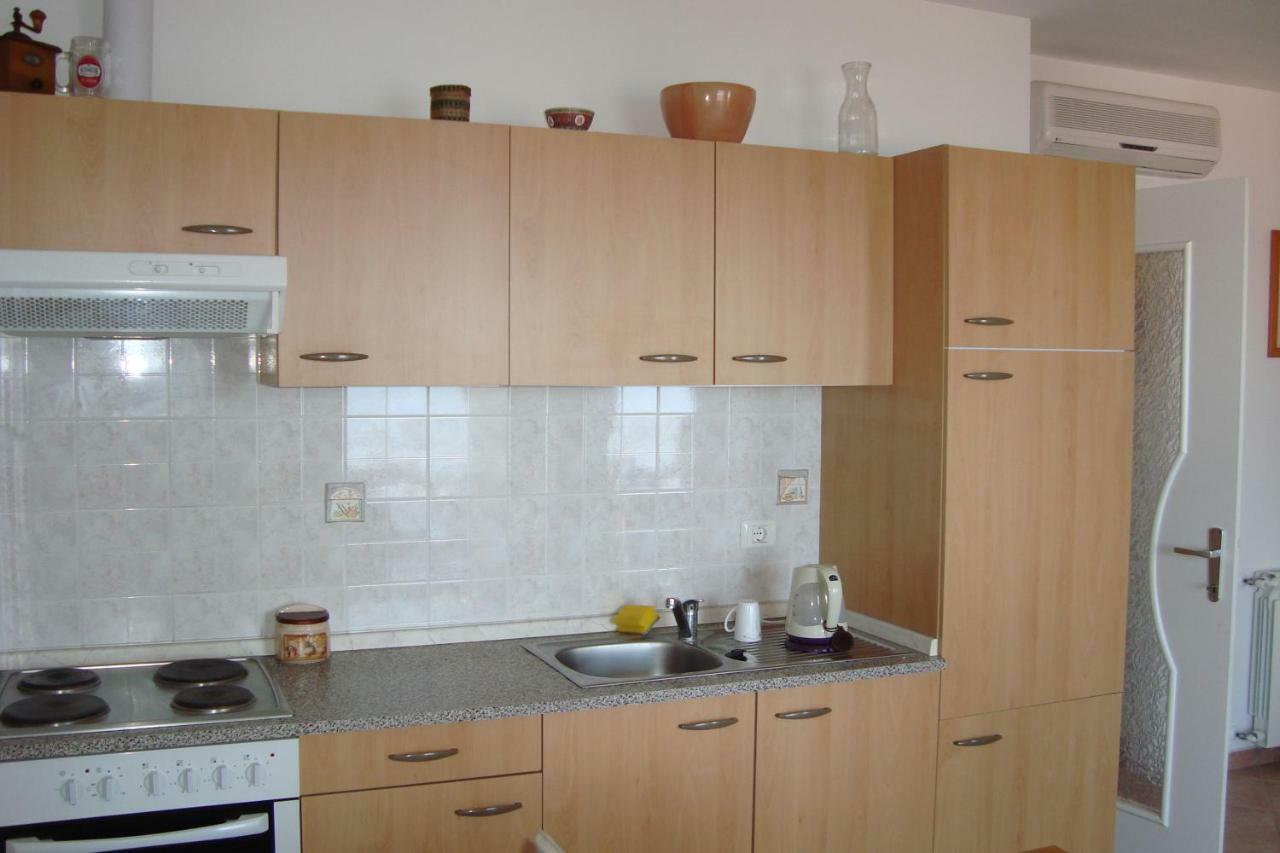 Apartment Golf Crveni Vrh Eksteriør billede