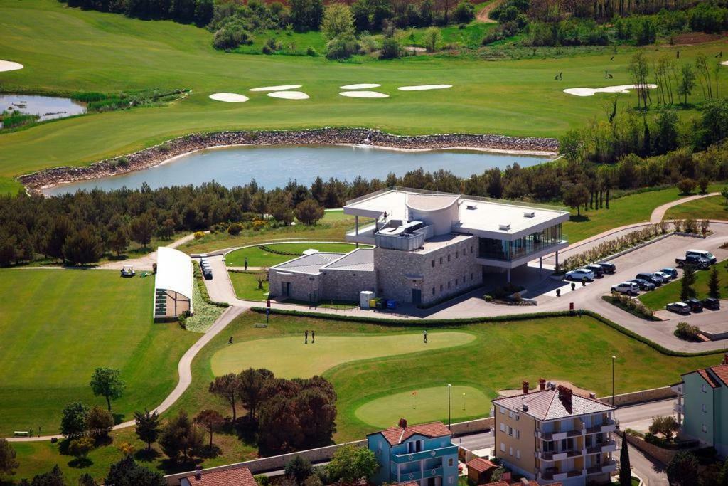 Apartment Golf Crveni Vrh Eksteriør billede