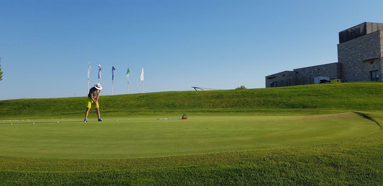 Apartment Golf Crveni Vrh Eksteriør billede